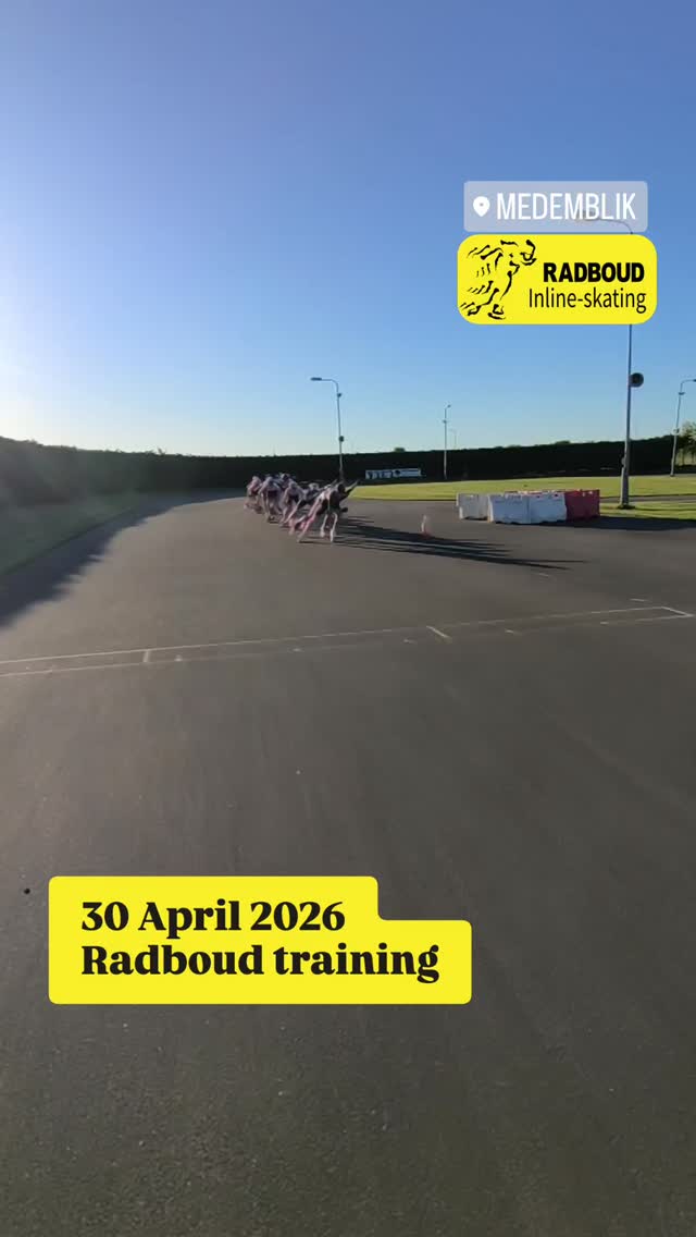 Prachtige omstandigheden bij de training 💛🖤

Mooie sessie bij de Kadet en Ouder groep ❤️

#rollingtogether #RADBOUDBIKKELS #inlineskating #skeeleren