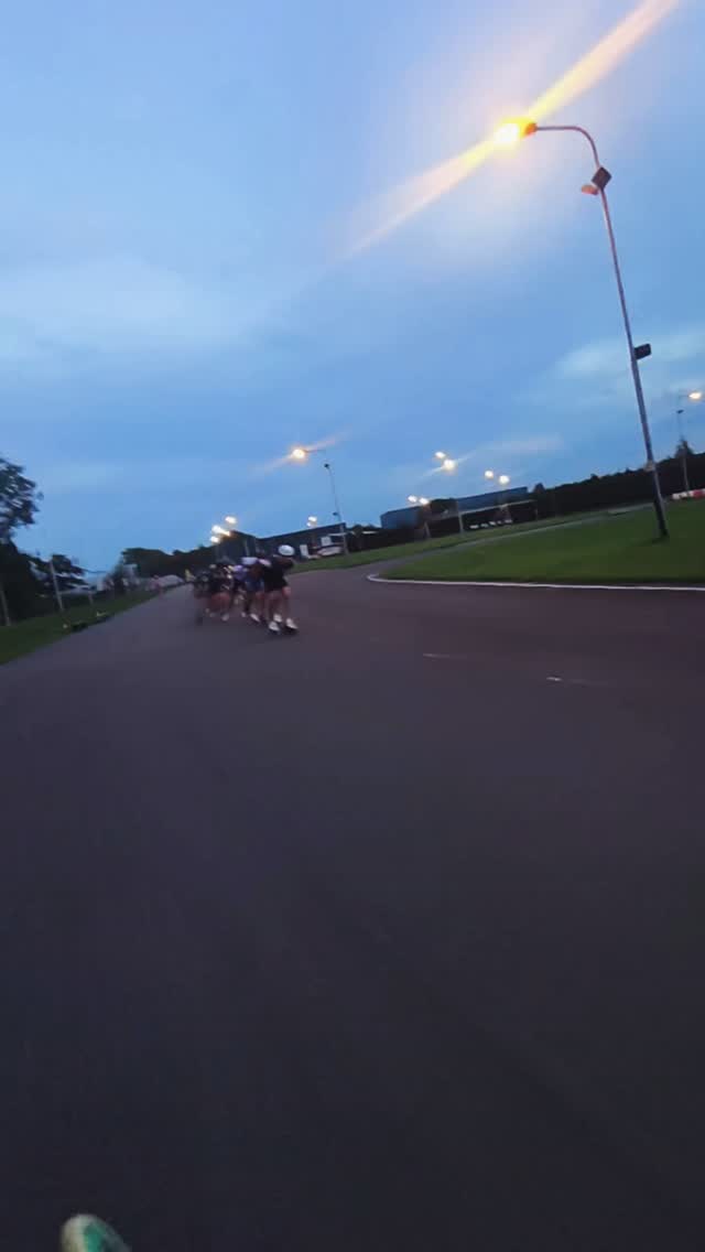 Radboud training 💛

Laatste weken van seizoen 2026 zijn ingegaan, maar de trainingen zijn er niet minder leuk om ❤️

@team_wokke
#RADBOUDBIKKELS
#RollingTogether
